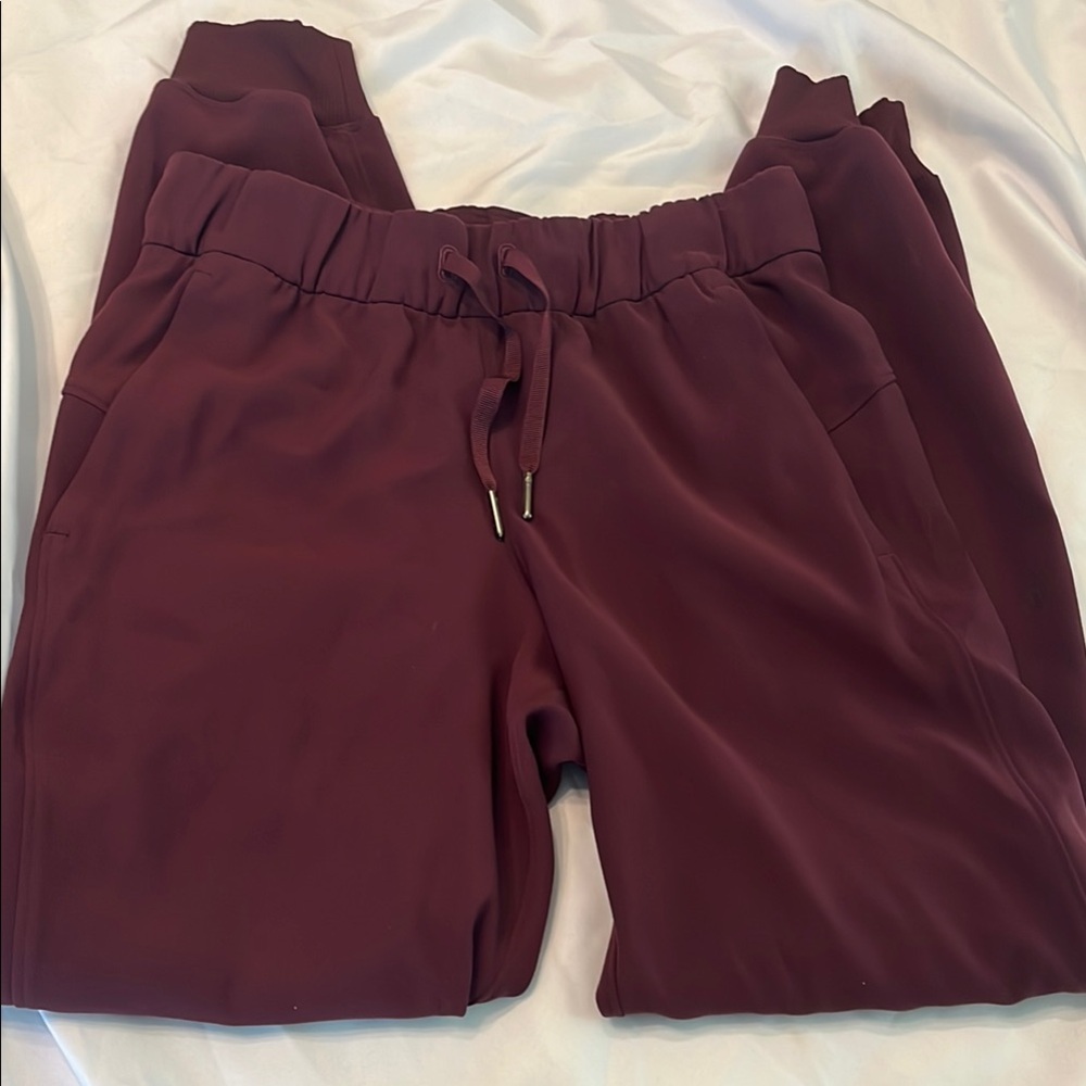 Lululemon Burgundy Jogger Pants Size 4